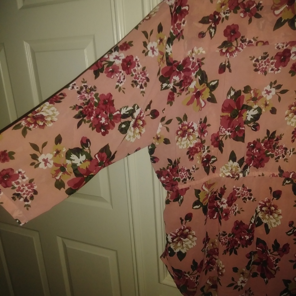 plus size top - Picture 4 of 5